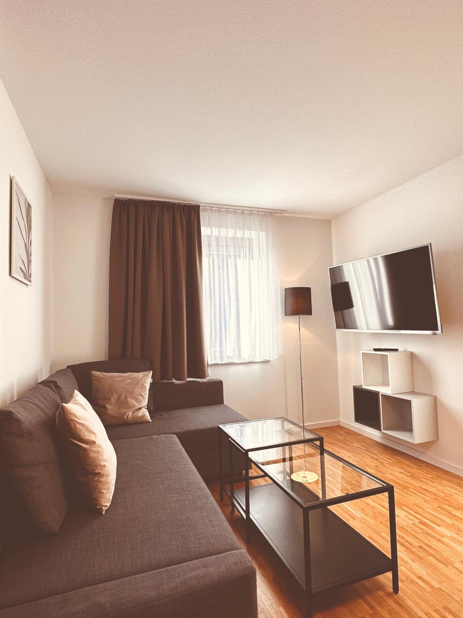 Stadthaus Neckarsulm Serviced Apartments - Stadthaus Schrade Dış mekan fotoğraf